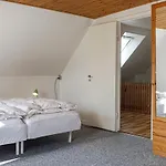 4 Bedroom Stunning In 別荘 グドイェム