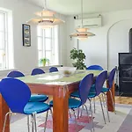 4 Bedroom Stunning In 別荘 グドイェム