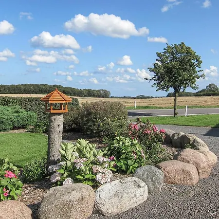 Holiday home 4 Bedroom Stunning In