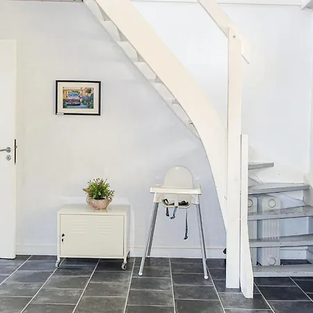 4 Bedroom Stunning In *