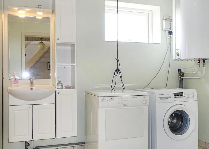 Holiday home 4 Bedroom Stunning In *