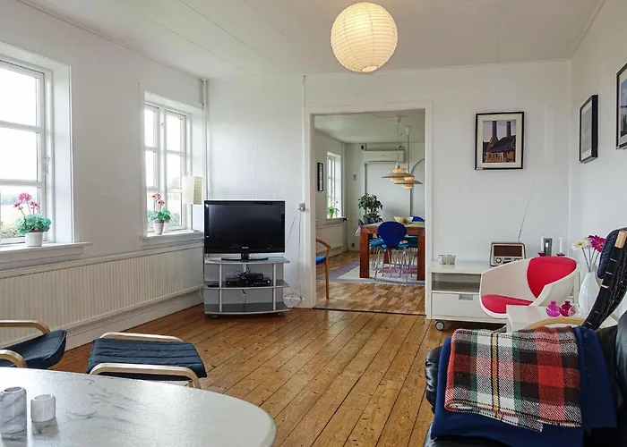 Holiday home 4 Bedroom Stunning In *