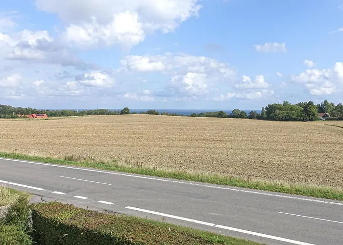 4 Bedroom Stunning In Holiday home *